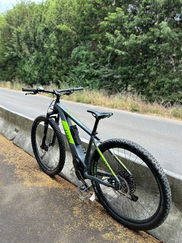 Used CUBE Reaction Shimano Deore 2022 Mountainbike, Green — image 5 of 8