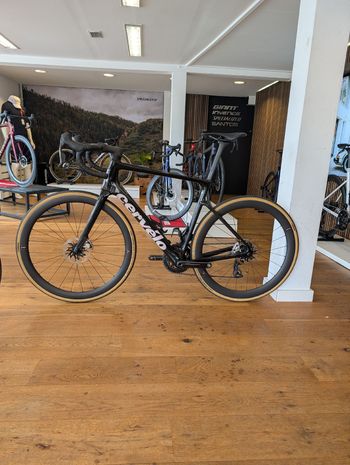 Used Cervélo Caledonia-5 Red AXS 2025 2025 Road & Gravel, Black — image 2 of 7