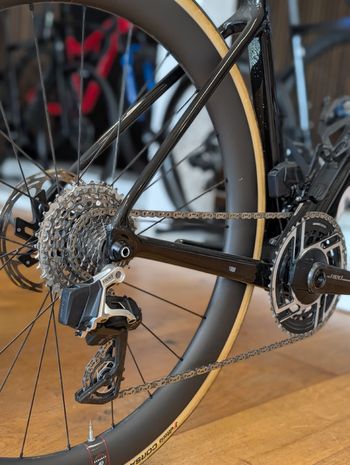 Used Cervélo Caledonia-5 Red AXS 2025 2025 Road & Gravel, Black — image 3 of 7