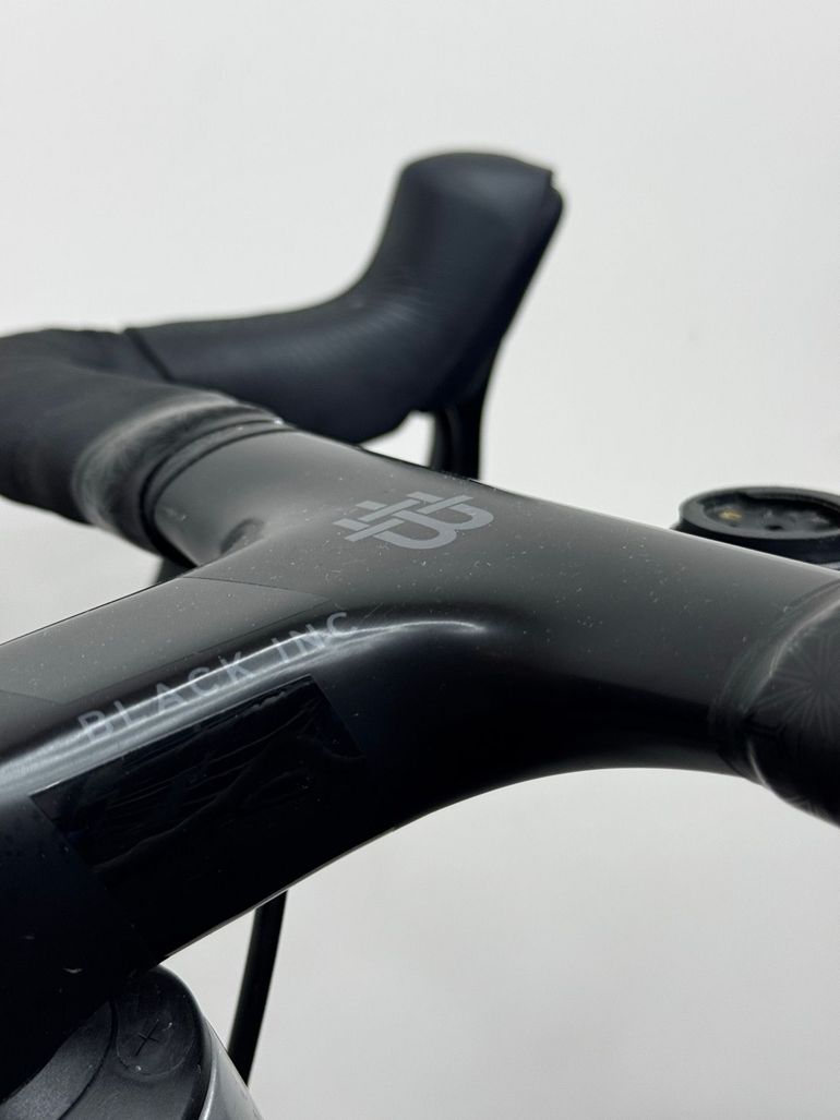 Used Canyon Exceed CF SLX 2024 2024 Mountainbike — image 12 of 13