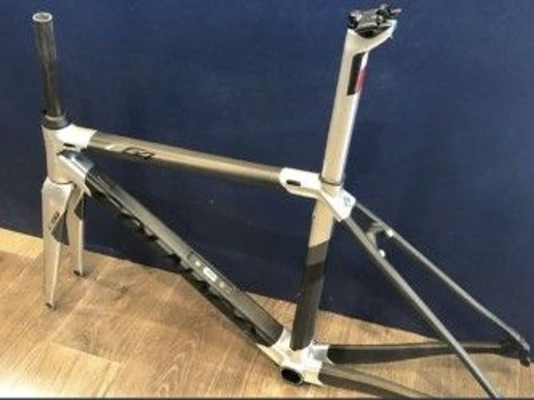 Used Colnago C64 Disc Frameset 2021 Frameset 2021 Road & Gravel, Light Gray — image 4 of 6
