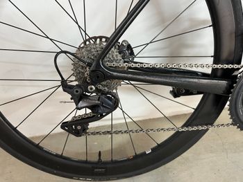 Used Giant TCR Advanced Pro Disc 1 2022 2022 Road & Gravel, Black — image 5 of 7
