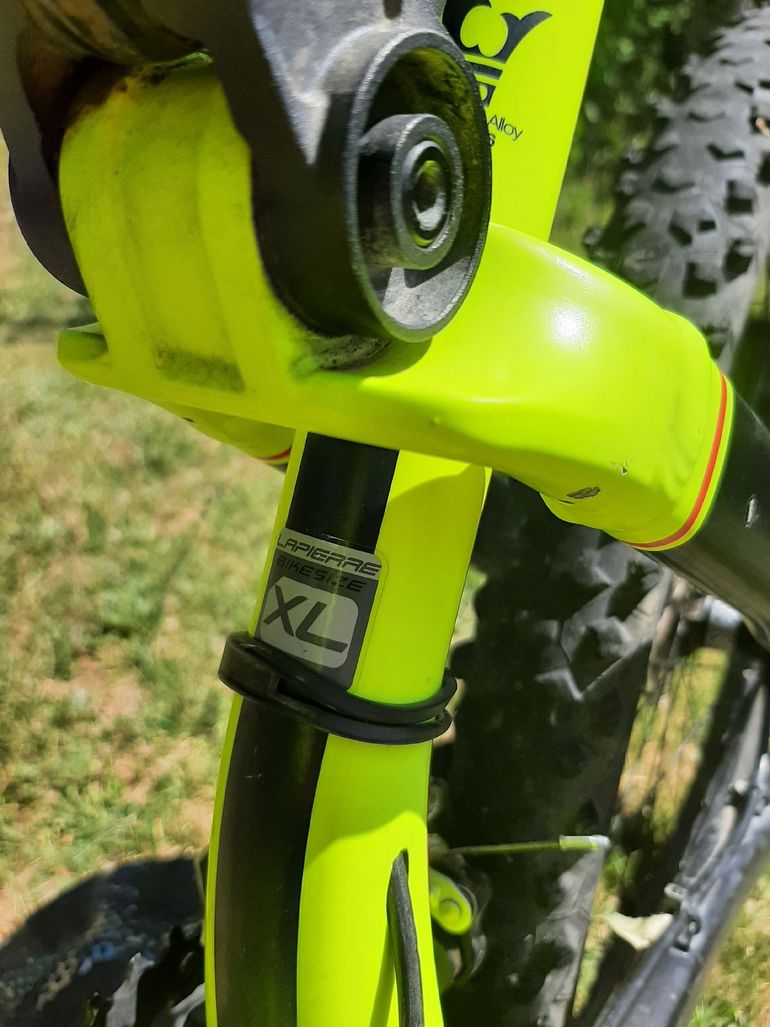 Used Lapierre Zesty Shimano Deore XT 2017 Mountainbike, Orange — image 10 of 12