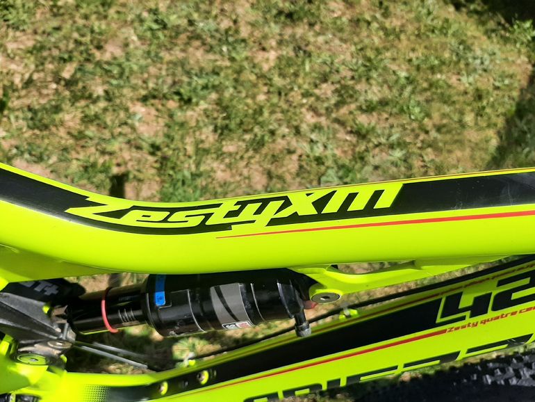 Used Lapierre Zesty Shimano Deore XT 2017 Mountainbike, Orange — image 8 of 12