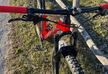Tweedehands Trek Procaliber Shimano Deore XT 2024 Mountainbike — afbeelding 4 van 5