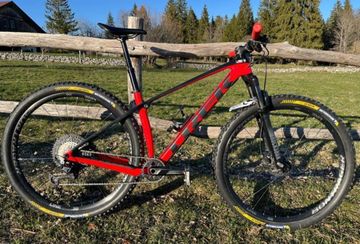 Tweedehands Trek Procaliber Shimano Deore XT 2024 Mountainbike — afbeelding 1 van 5
