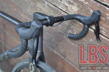 Used Scott Addict RC SRAM Rival eTap AXS 2024 Road & Gravel, Black — image 6 of 38