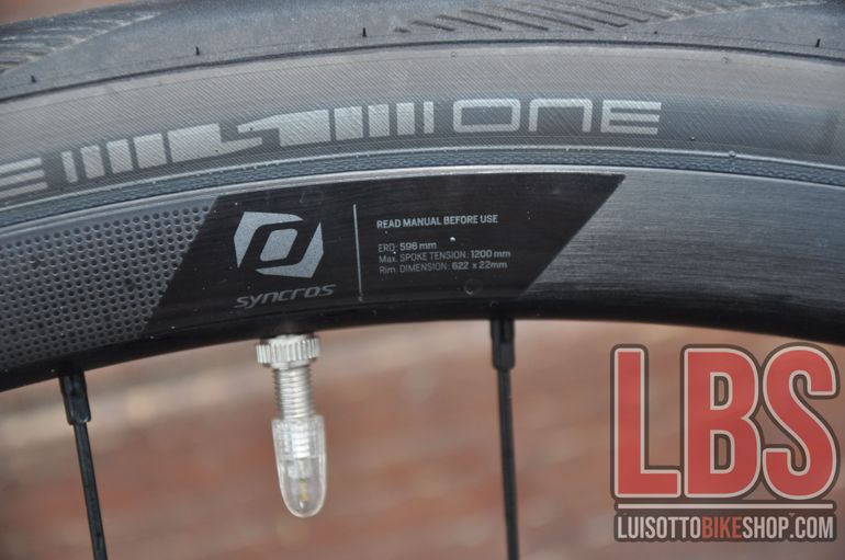 Used Scott Addict RC SRAM Rival eTap AXS 2024 Road & Gravel, Black — image 17 of 38