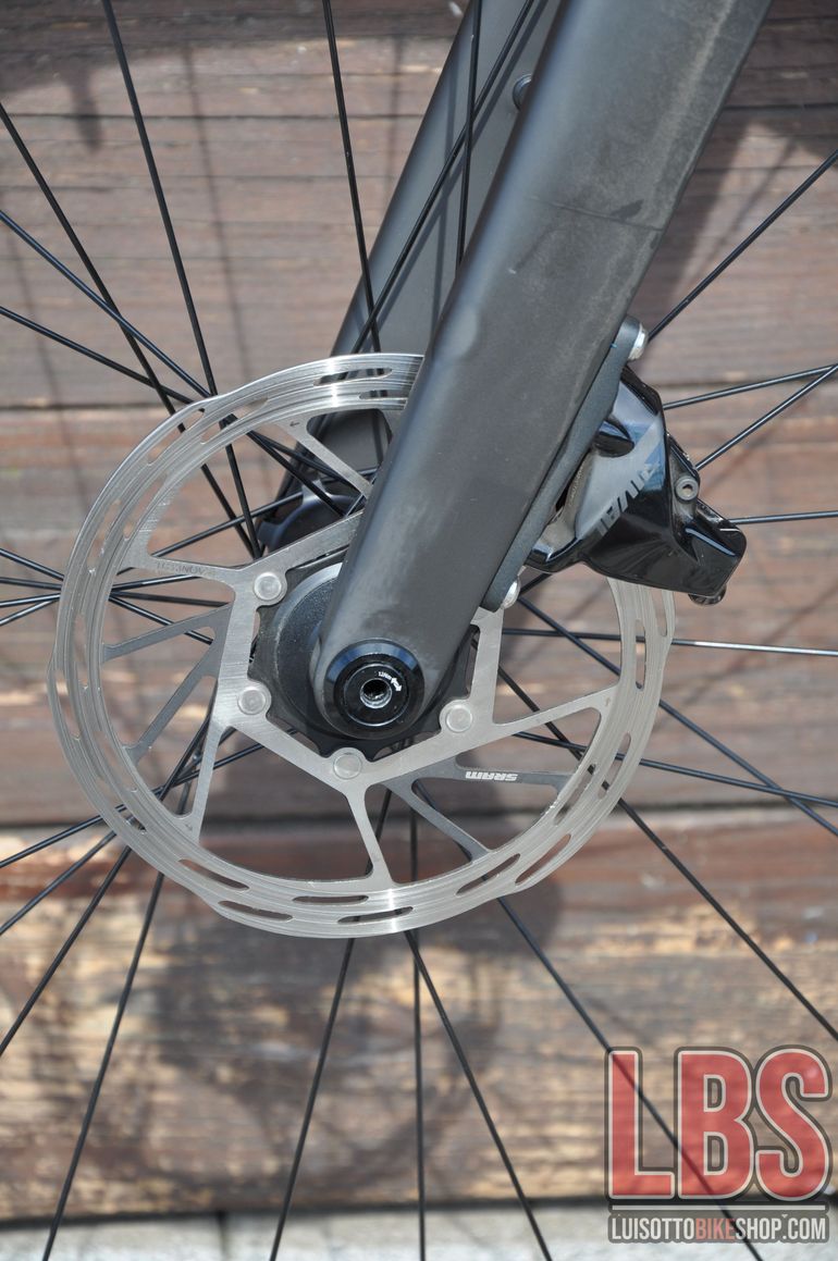 Used Scott Addict RC SRAM Rival eTap AXS 2024 Road & Gravel, Black — image 32 of 38