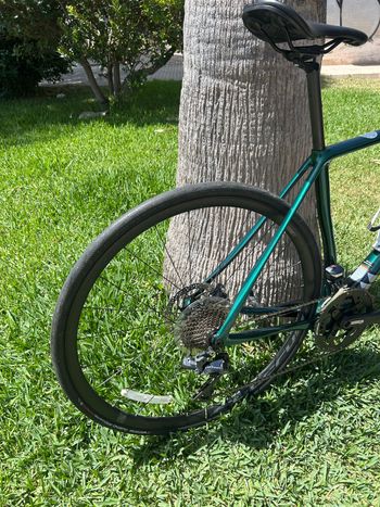 Used Cannondale Synapse Carbon Disc Ultegra Di2 2021 2021 Road & Gravel, Green — image 4 of 10