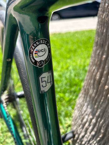 Used Cannondale Synapse Carbon Disc Ultegra Di2 2021 2021 Road & Gravel, Green — image 9 of 10