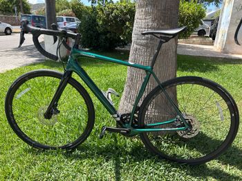 Used Cannondale Synapse Carbon Disc Ultegra Di2 2021 2021 Road & Gravel, Green — image 2 of 10