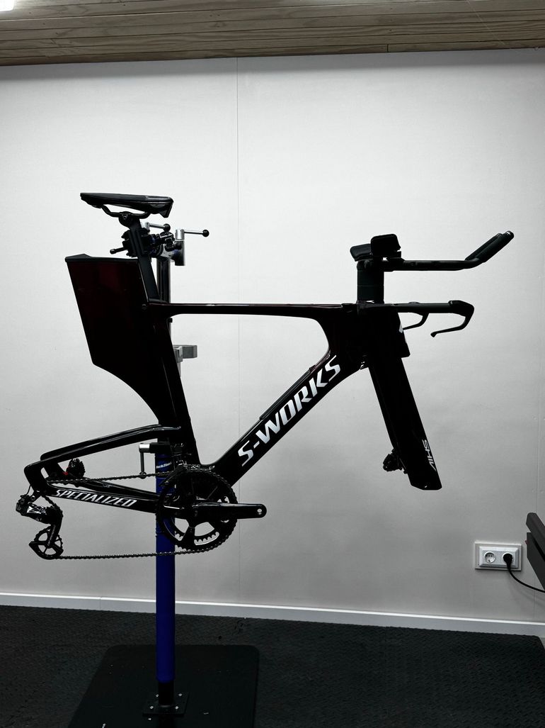 Used Specialized S-Works Shiv Disc 2023 2023 Road & Gravel — image 1 of 24