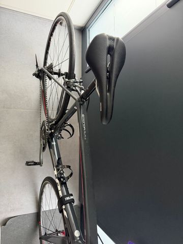 Trek Émonda ALR 4 2016 2016 Road & Gravel usato, Grigio chiaro — immagine 4 di 6