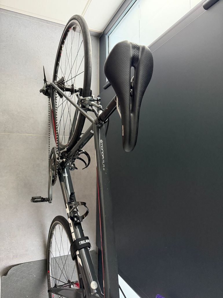 Used Trek Émonda ALR 4 2016 2016 Road & Gravel — image 4 of 6