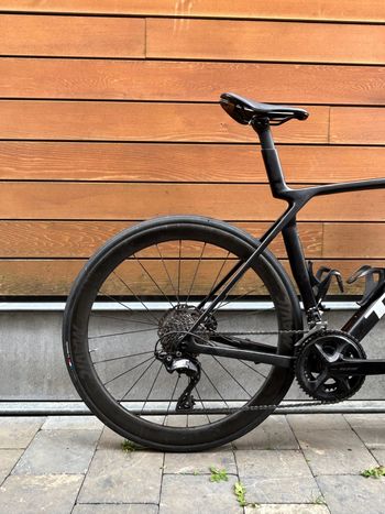 Used Trek Madone SL 5 Gen 8 2025 2025 Road & Gravel — image 3 of 7