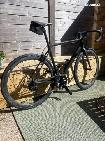 Brugt Canyon Ultimate CF SLX 2018 Road & Gravel — billede 2 af 5