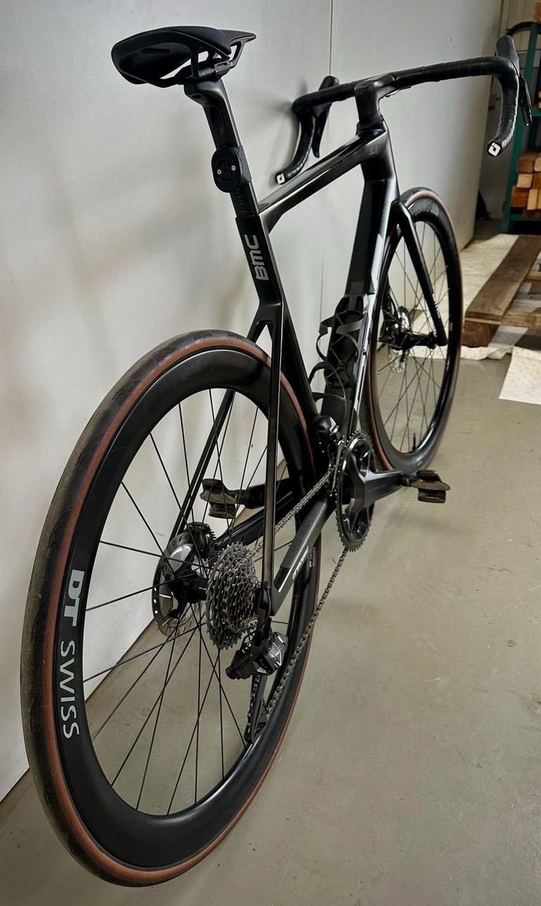 Used BMC Teammachine SLR 01 THREE P2P 2022 2022 Road & Gravel, Schwarz — image 4 of 6