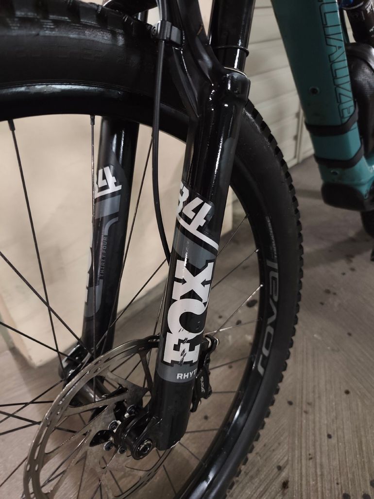 Used Specialized Turbo Levo SL Comp 2021 2021 Mountainbike — image 6 of 17