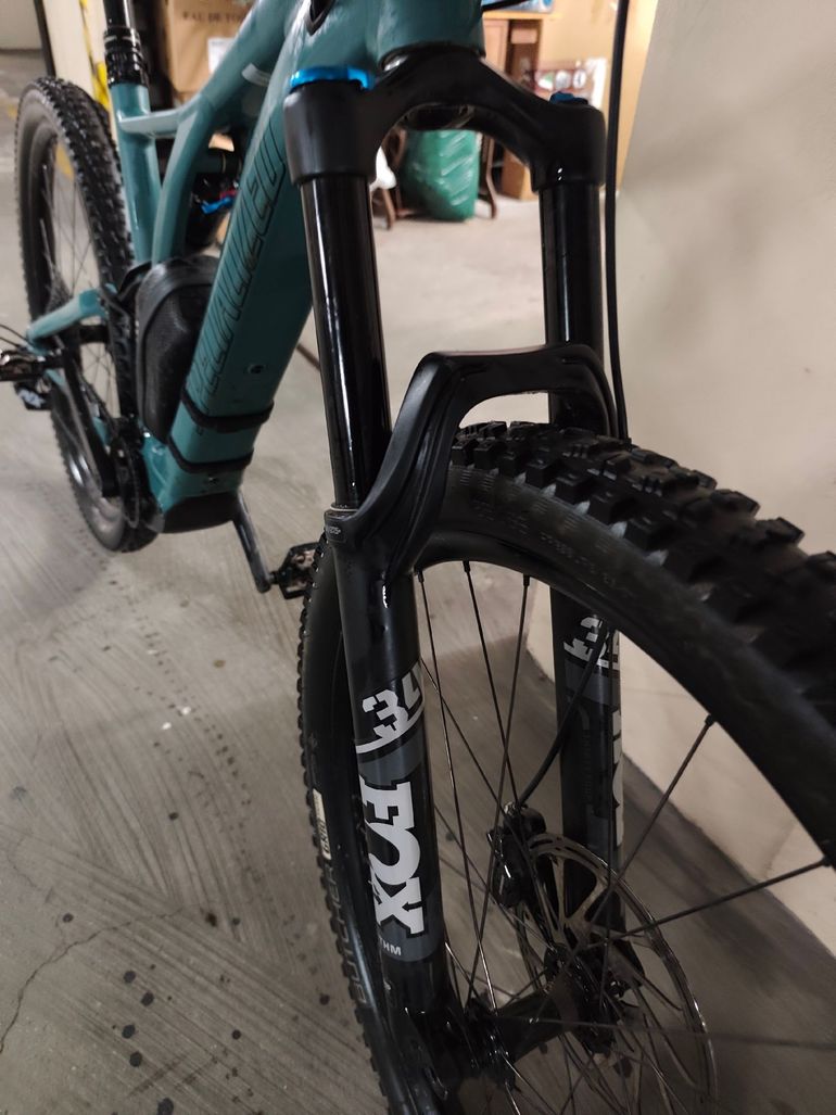 Used Specialized Turbo Levo SL Comp 2021 2021 Mountainbike — image 11 of 17