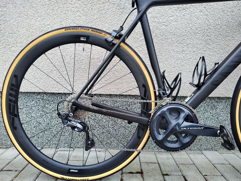 Used Canyon Ultimate CF SL 8 2021 2021 Road & Gravel, Black — image 4 of 7