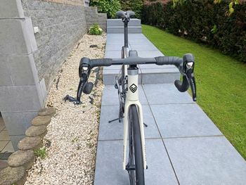 Used Megamo PULSE ELITE 10 2023 2023 Road & Gravel, Weiß — image 5 of 7