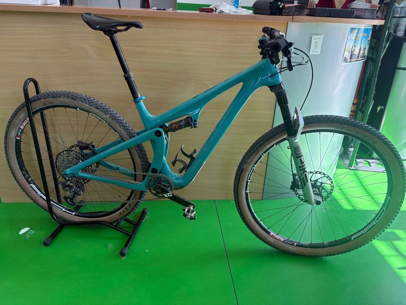Tweedehands Yeti SB100 — T/Series / X01 2019 2019 Mountainbike — afbeelding 1 van 5
