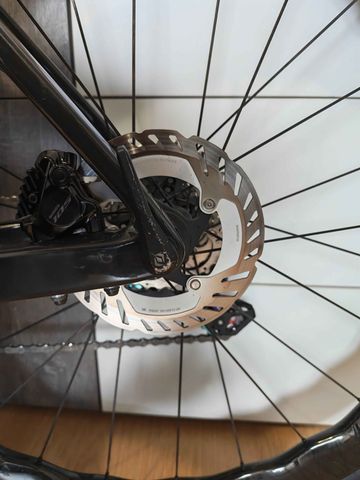 Used Scott Addict RC 40 2024 2024 Road & Gravel, Black — image 6 of 8