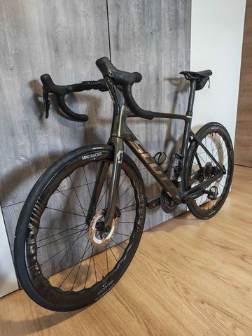 Used Scott Addict RC 40 2024 2024 Road & Gravel, Black — image 8 of 8
