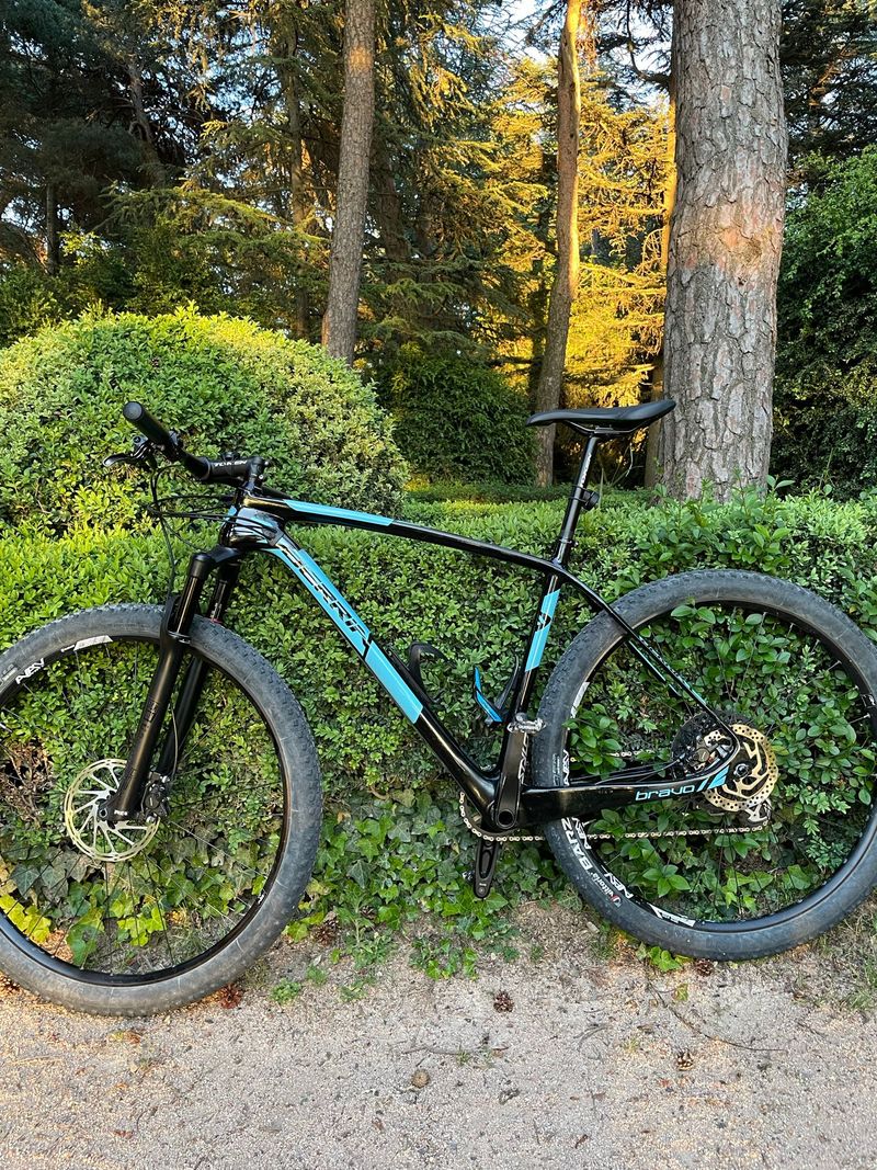 Gebrauchtes Berria BRAVO 6 2020 2020 Mountainbike, Schwarz, 29 — Bild 2 von 4