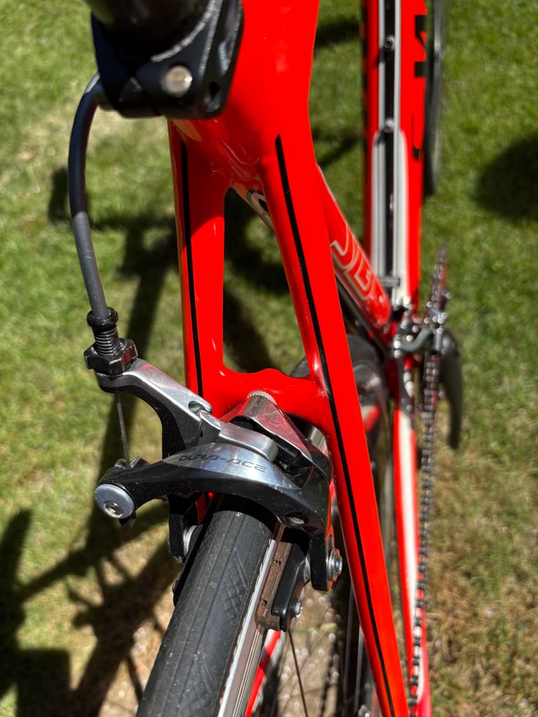 Used Specialized Tarmac Shimano Dura Ace 2011 Road & Gravel — image 3 of 7