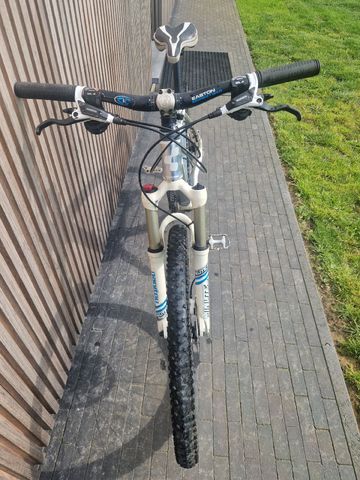 Używany CUBE LTD Pro 2016 2016 Mountainbike — zdjęcie 2 z 4
