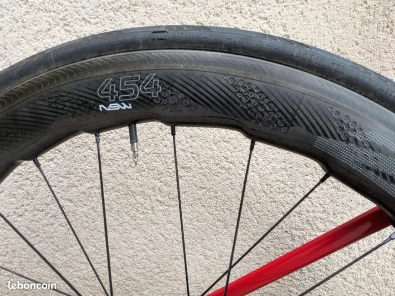 Używany Canyon Aeroad CF SLX 9.0 LTD 2018 2018 Road & Gravel — zdjęcie 6 z 15