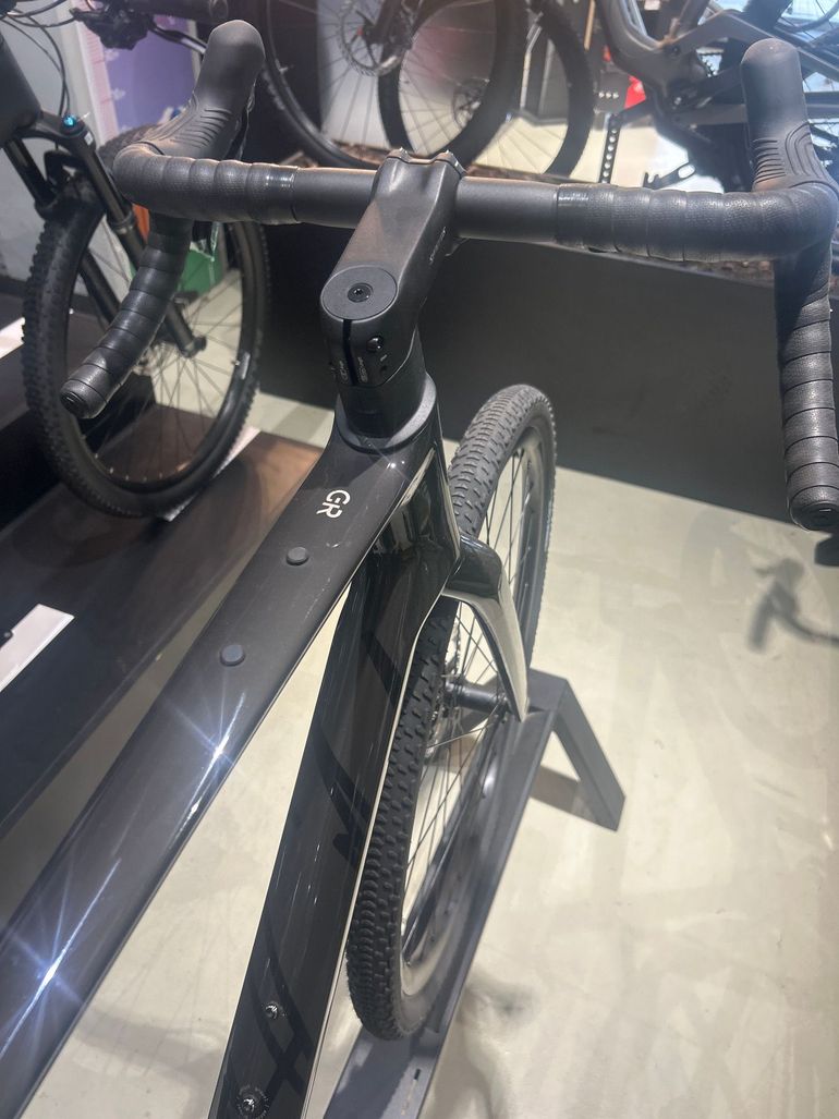 Used Scott Addict Gravel 30 2026 2026 Road & Gravel, Black — image 4 of 11