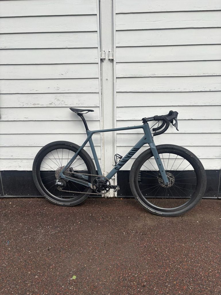 Used Canyon Grizl CF SL 7 eTap 2023 2023 Road & Gravel, Light Gray — image 1 of 3