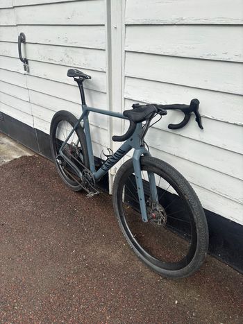 Used Canyon Grizl CF SL 7 eTap 2023 2023 Road & Gravel, Light Gray — image 3 of 3