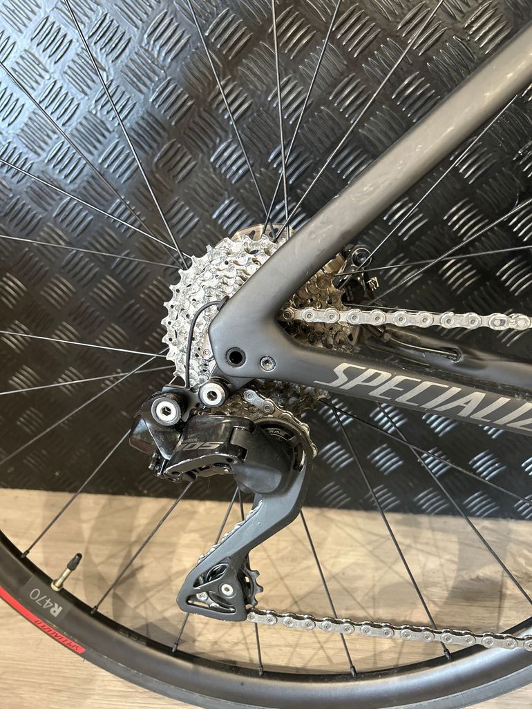 Used Specialized Tarmac SL7 Comp - Shimano 105 Di2 2024 2024 Road & Gravel, Schwarz — image 4 of 6