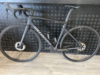 Used Specialized Tarmac SL7 Comp - Shimano 105 Di2 2024 2024 Road & Gravel, Schwarz — image 2 of 6