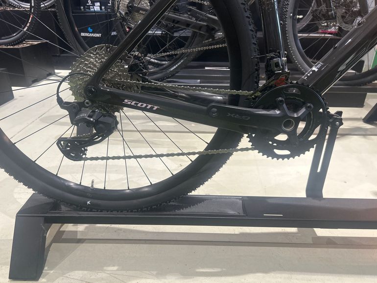Used Scott Addict Gravel 40 2026 2026 Road & Gravel, Green — image 3 of 10