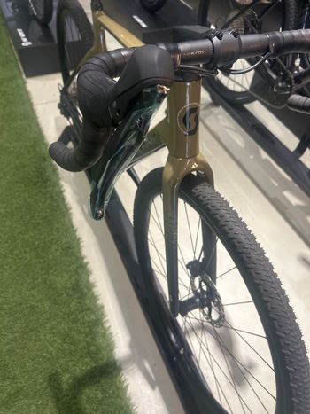 Used Scott Addict Gravel 40 2026 2026 Road & Gravel, Green — image 7 of 10