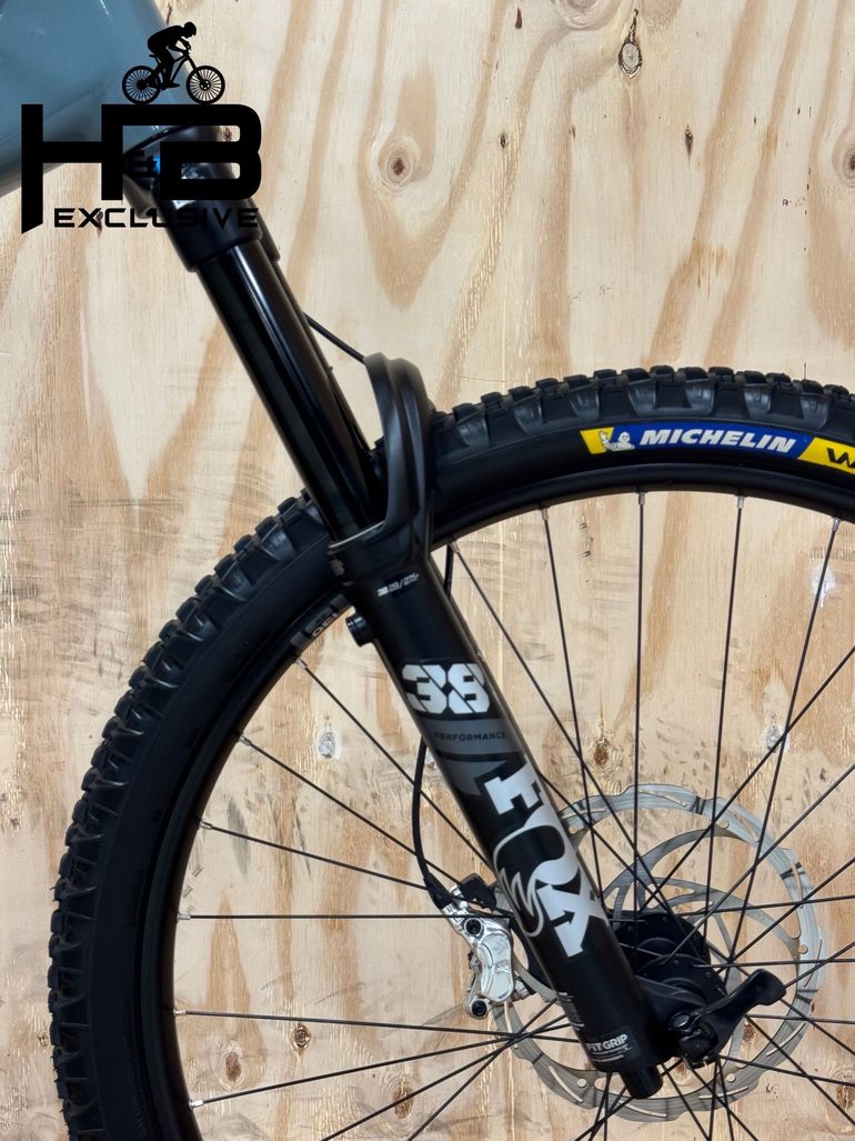 Used Ghost Path Riot Advanced Carbon Shimano XT 2024 Mountainbike, Green — image 4 of 12