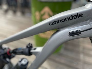 Używany Cannondale Habit 3 2026 2026 Mountainbike — zdjęcie 2 z 6