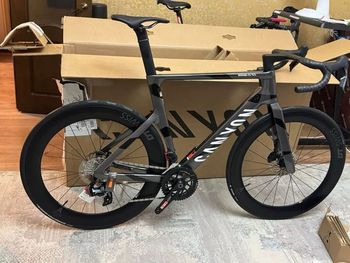 Used Canyon Aeroad CF SLX 7 AXS 2027 2027 Road & Gravel, White — image 3 of 3