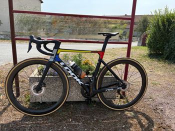 Used Look 795 Shimano Dura Ace Di2 2025 Road & Gravel — image 3 of 3