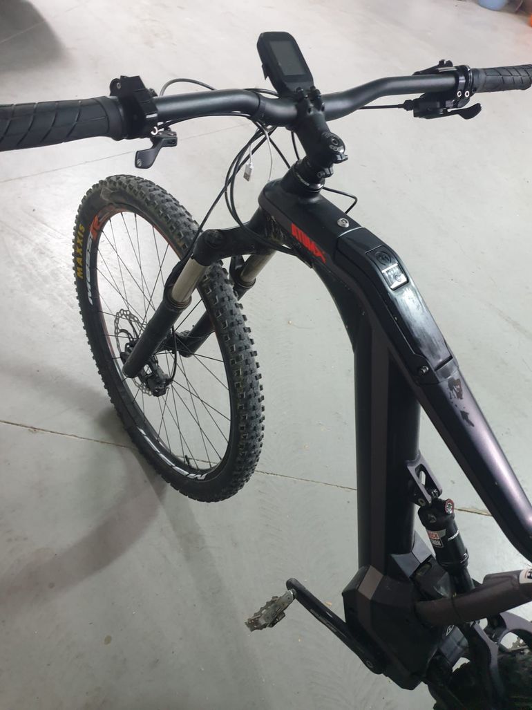 Used BH BH ATOM X LINX 6 PRO 2019 Mountainbike, Light Gray — image 4 of 5