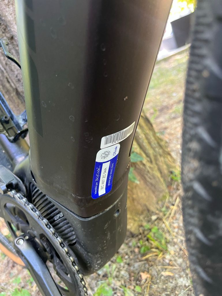 Used Giant Revolt E+ 2022 2022 Road & Gravel — image 4 of 8