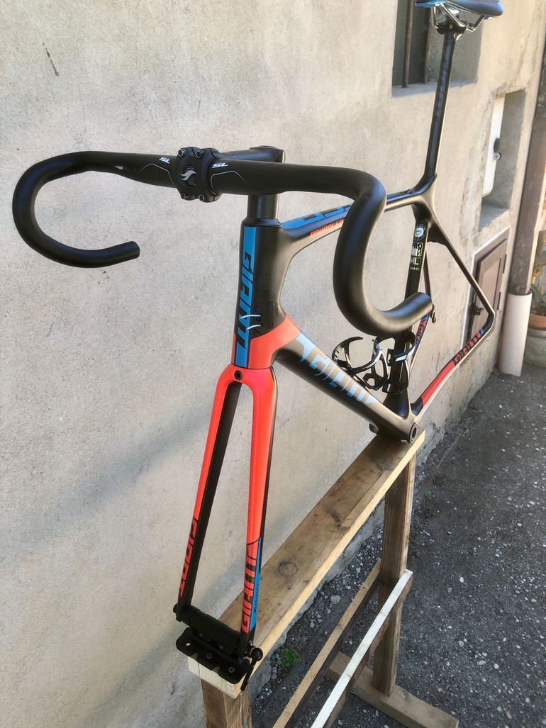 Used Giant TCR Advanced Pro 1 2018 Frameset 2018 Road & Gravel, Schwarz — image 2 of 12