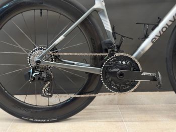 Used Evolve Cima 2026 Road & Gravel, Light Gray — image 4 of 6