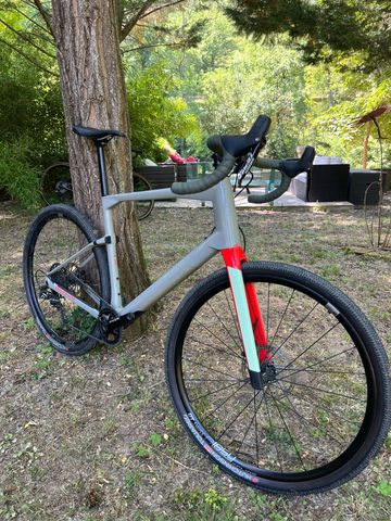 Used BMC URS ONE 2023 2023 Road & Gravel, Green — image 1 of 6