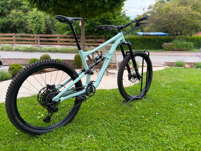 Used Specialized Status 160 2023 2023 Mountainbike, Green, 29, 27.5 — image 2 of 5